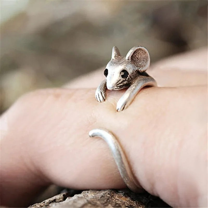 Lumitrix™ Cat & Mouse Wrap Ring – Silver